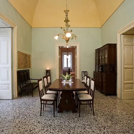 Palazzo In شقة أوستوني